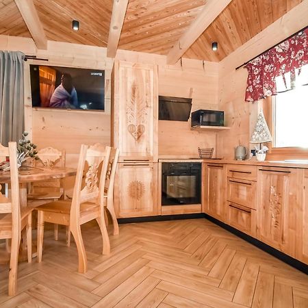 Апартаменти Gosciniec U Bobakow Зомб Екстер'єр фото